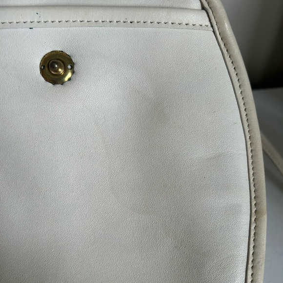 Vintage Coach Derby White Leather Handbag - Picture 6 of 10